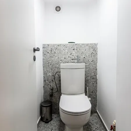 Апартаменты Ultracentral Spacious 4br