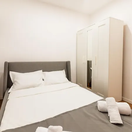 Ultracentral Spacious 4br