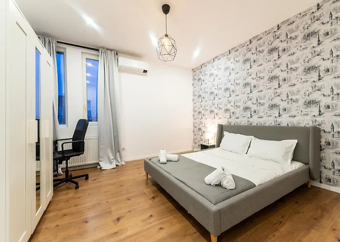 Ultracentral Spacious 4br * Bucureşti