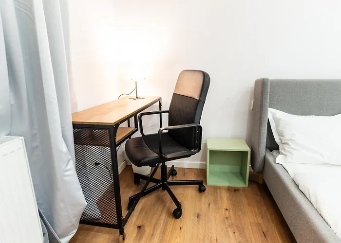 Ultracentral Spacious 4br Bukarest