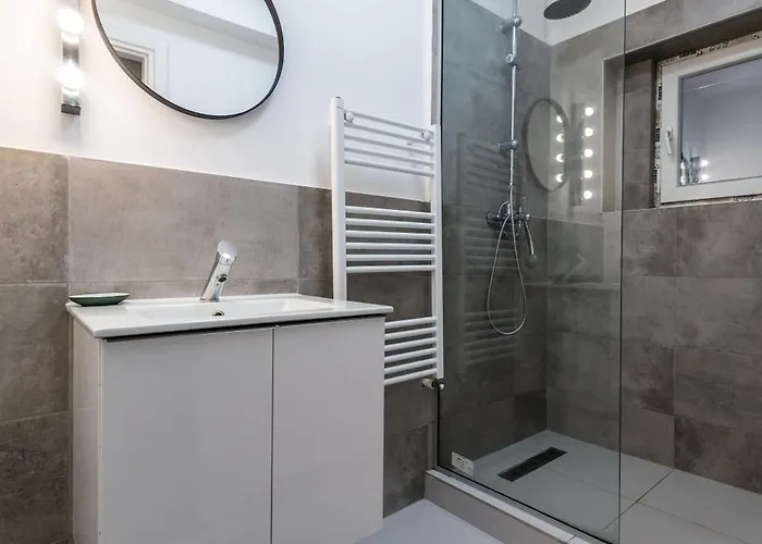 Ultracentral Spacious 4br Bucarest