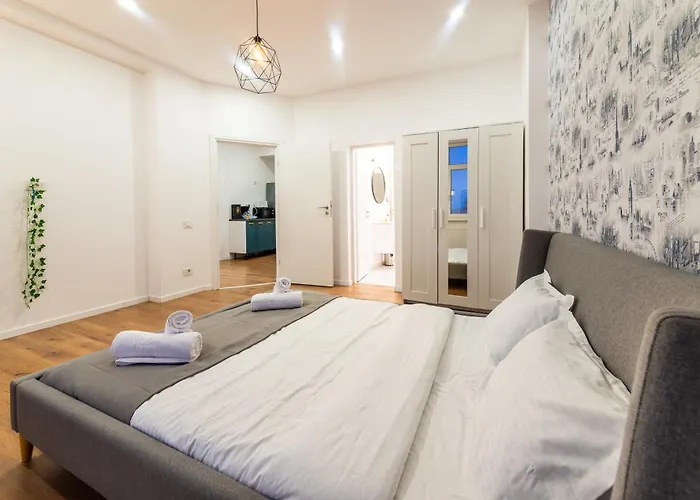 Ultracentral Spacious 4br * Bukarest