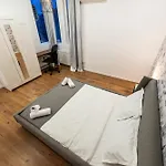 Ultracentral Spacious 4br Apartment Bucharest
