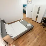 Apartment Ultracentral Spacious 4br *