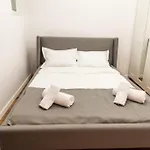 Ultracentral Spacious 4br Apartment *