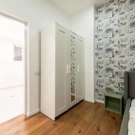 Ultracentral Spacious 4br *