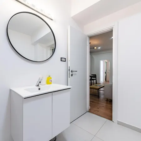 Ultracentral Spacious 4br Appartement *