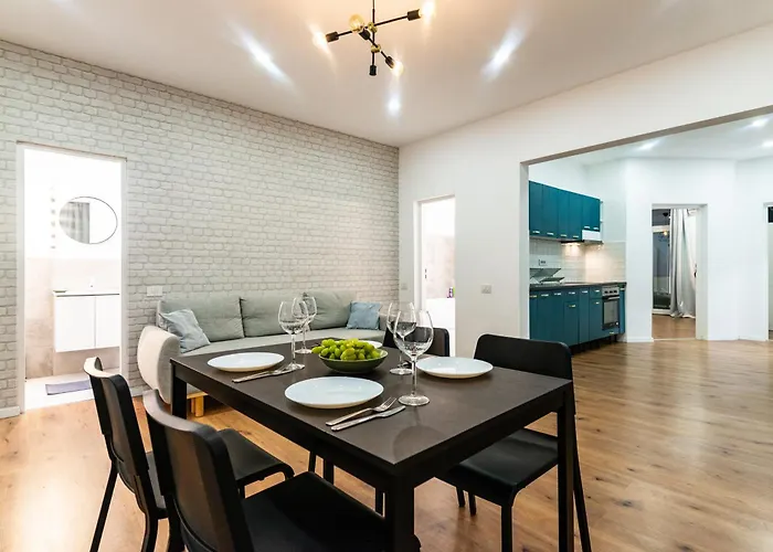 Apartment Ultracentral Spacious 4br Bukarest