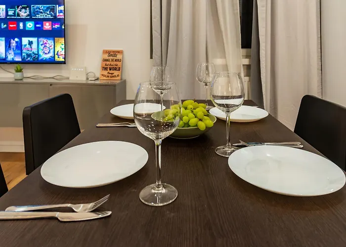 Apartment Ultracentral Spacious 4br *