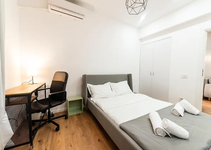 Apartment Ultracentral Spacious 4br Bukarest