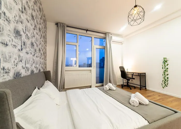 Apartment Ultracentral Spacious 4br Bukarest