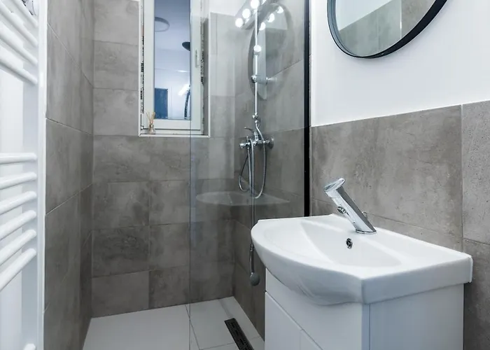 Apartment Ultracentral Spacious 4br Bukarest