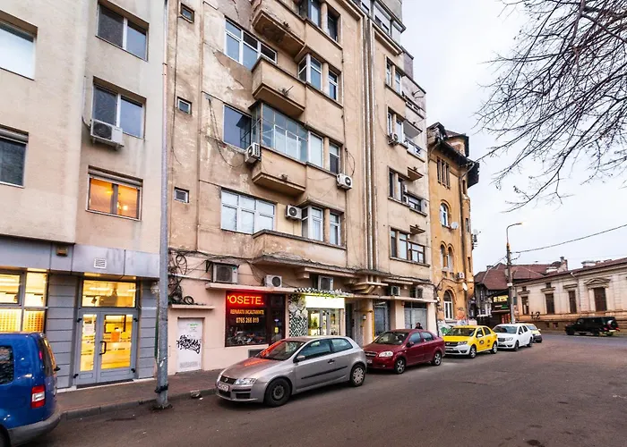 Apartment Ultracentral Spacious 4br Bukarest