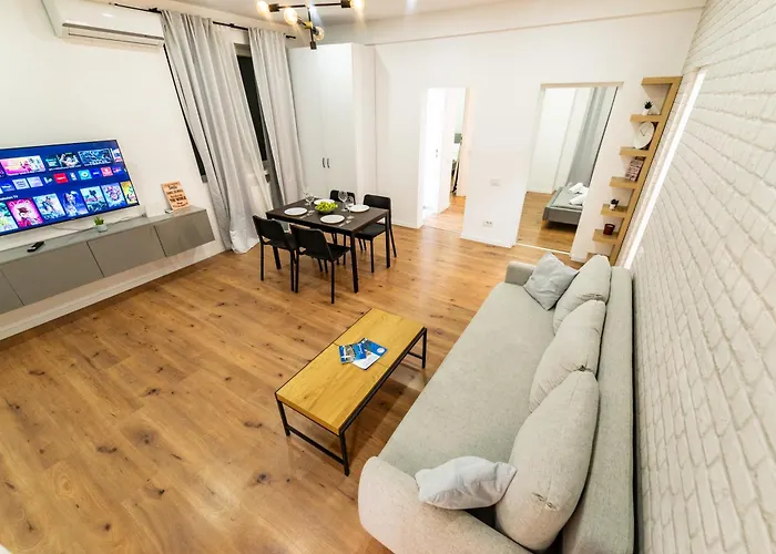 Apartment Ultracentral Spacious 4br Bukarest