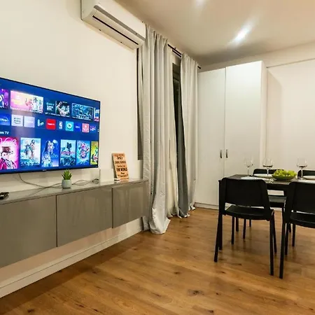 Ultracentral Spacious 4br
